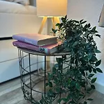 Exklusiv Hamburg Stadtrand-villa Mit Garten Διαμέρισμα *