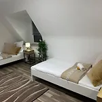 Daire Exklusiv Hamburg Stadtrand-villa Mit Garten *