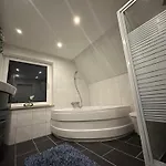 Exklusiv Hamburg Stadtrand-villa Mit Garten * Norderstedt