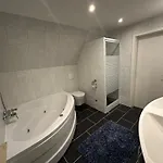 Διαμέρισμα Exklusiv Hamburg Stadtrand-villa Mit Garten