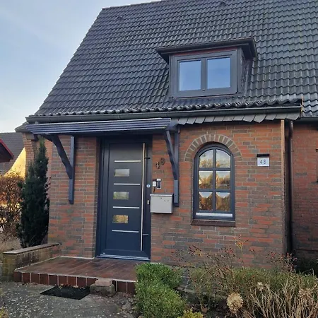 Exklusiv Hamburg Stadtrand-villa Mit Garten