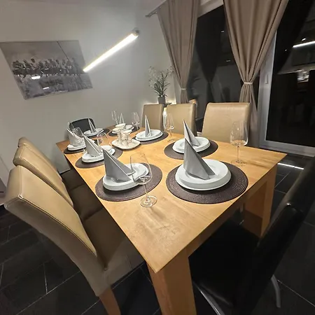 Exklusiv Hamburg Stadtrand-villa Mit Garten