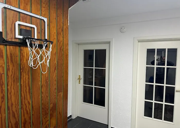 Exklusiv Hamburg Stadtrand-villa Mit Garten *